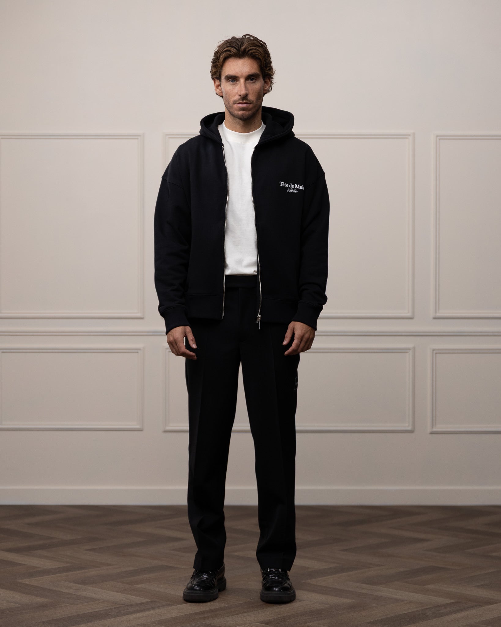 Der Atelier Zip Hoodie.