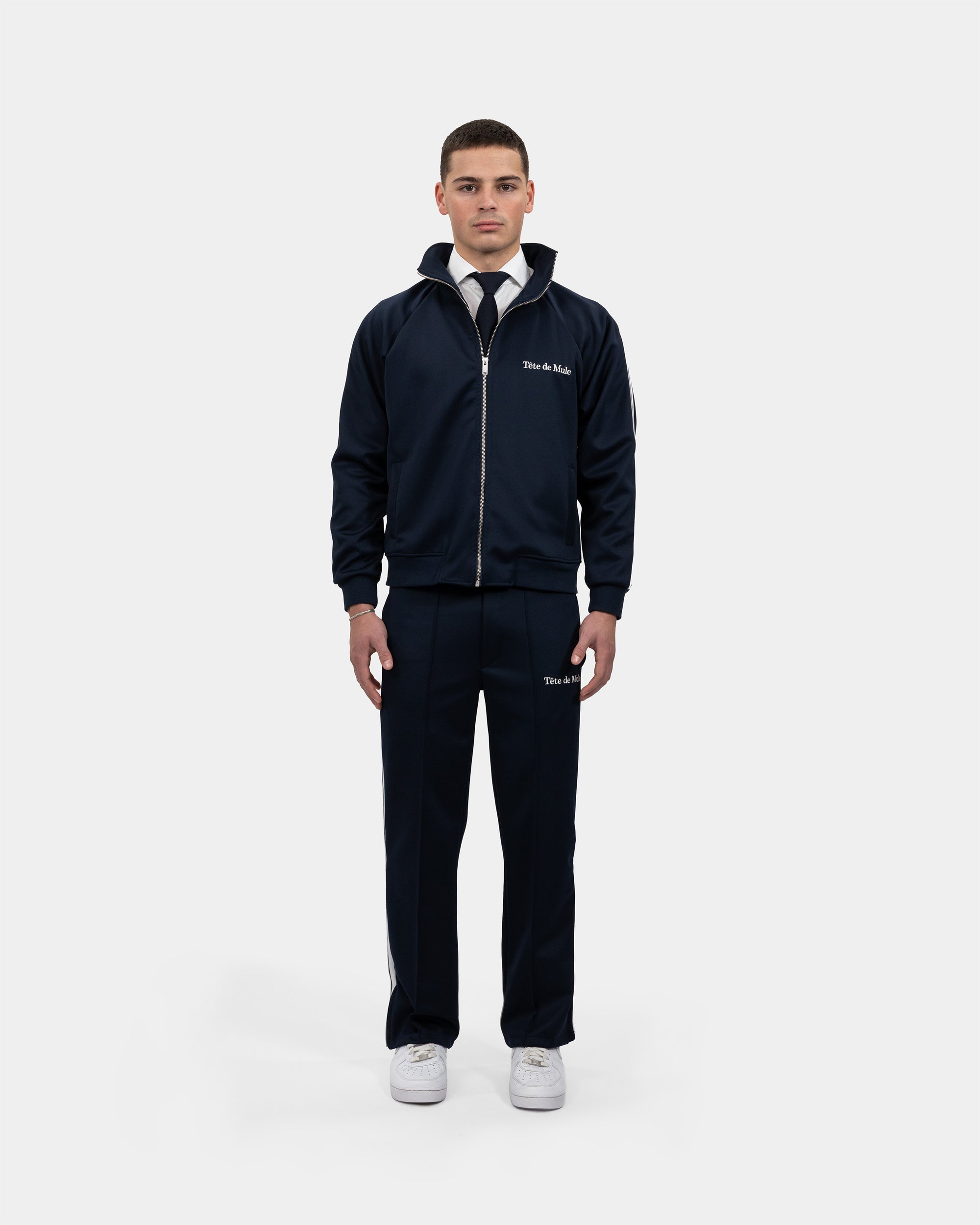 Der Classic Tracksuit