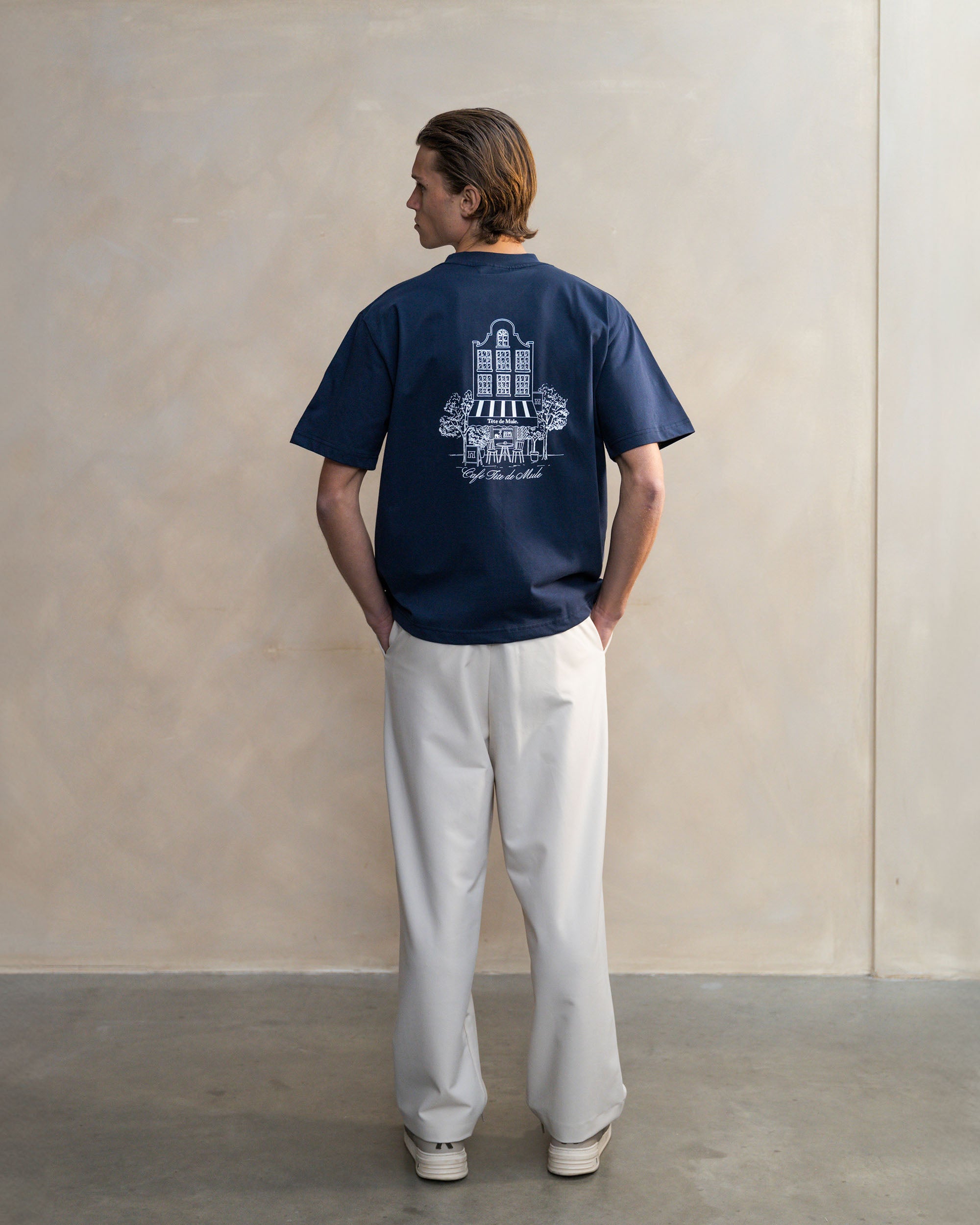 Das Café Tête T-Shirt